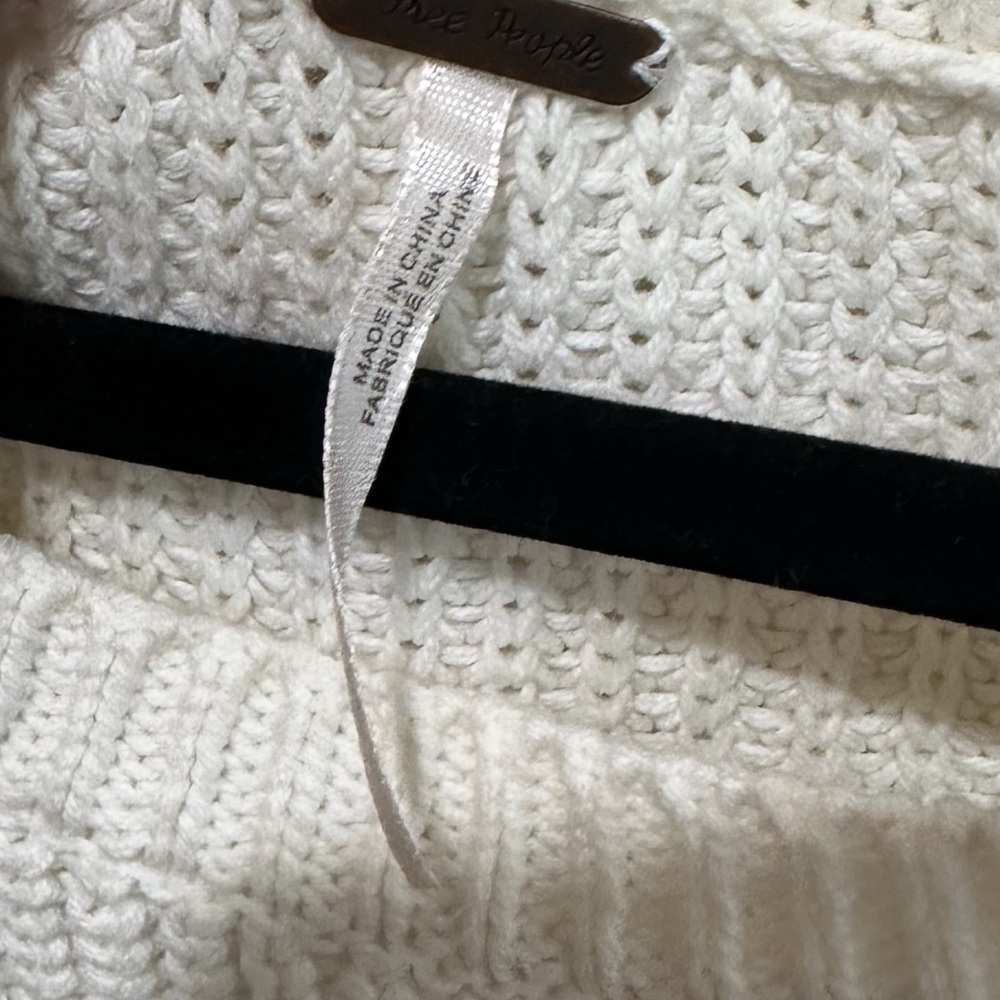 Free People Cream Knit‎ cropped Sweater size XS - Picture 3 of 5